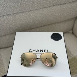 CHANEL Gold Mirrored Aviator Sunglasses